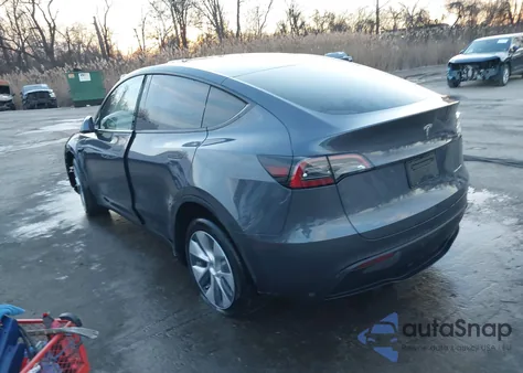 2023 Tesla Model Y из США, поврежденный, VIN 7SAYGDEE0PA172079
